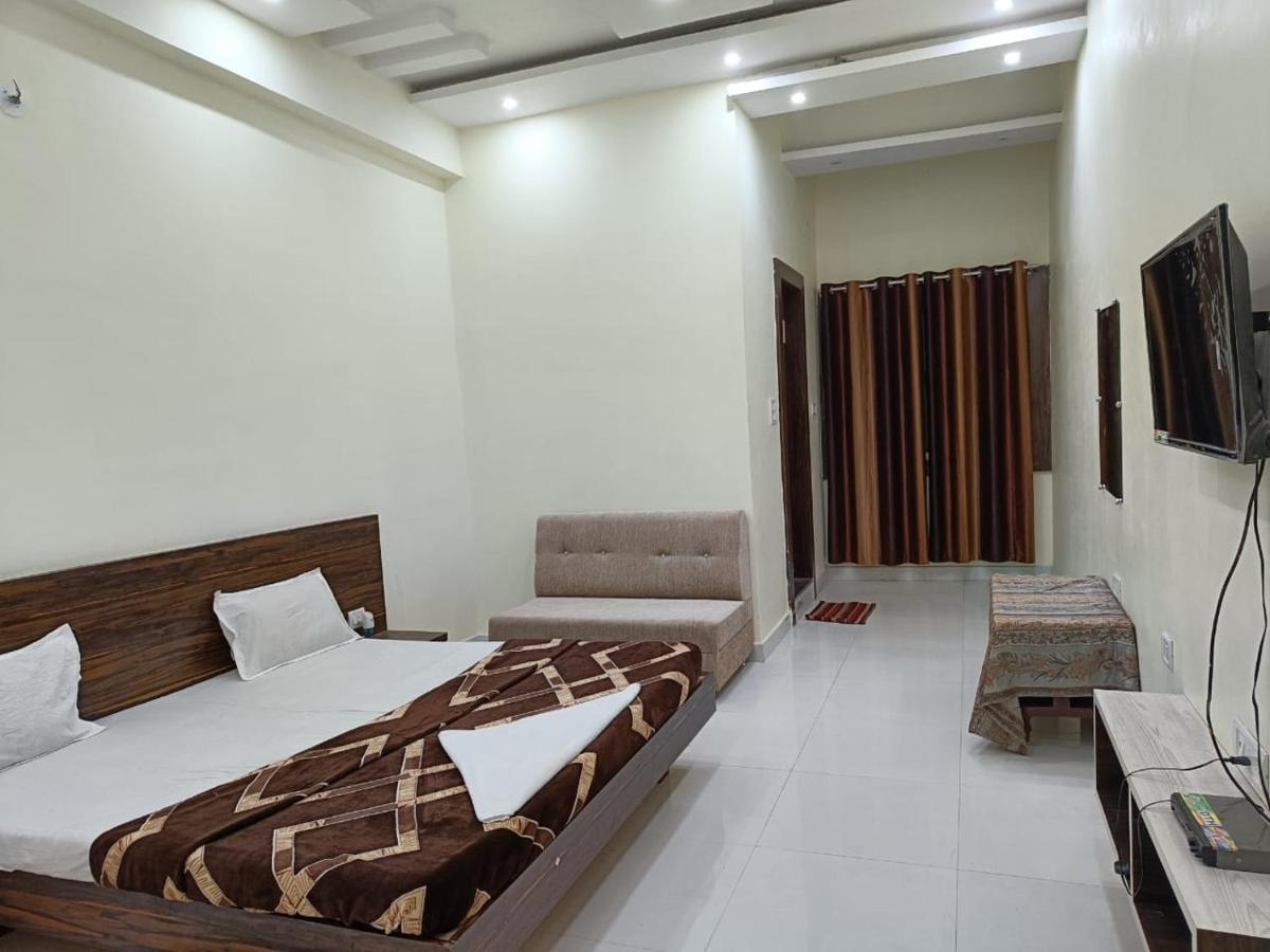 Hotel Parag Palace Jabalpur Exterior photo